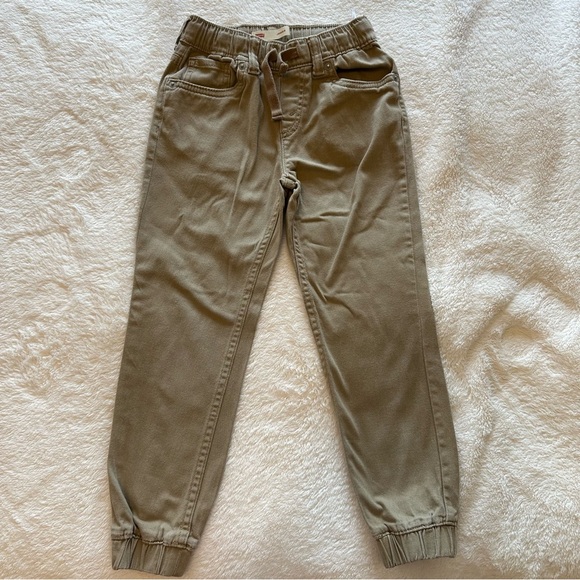 🌟3/$20🌟 Levi"s JOGGER size 7, boys. - Picture 1 of 6